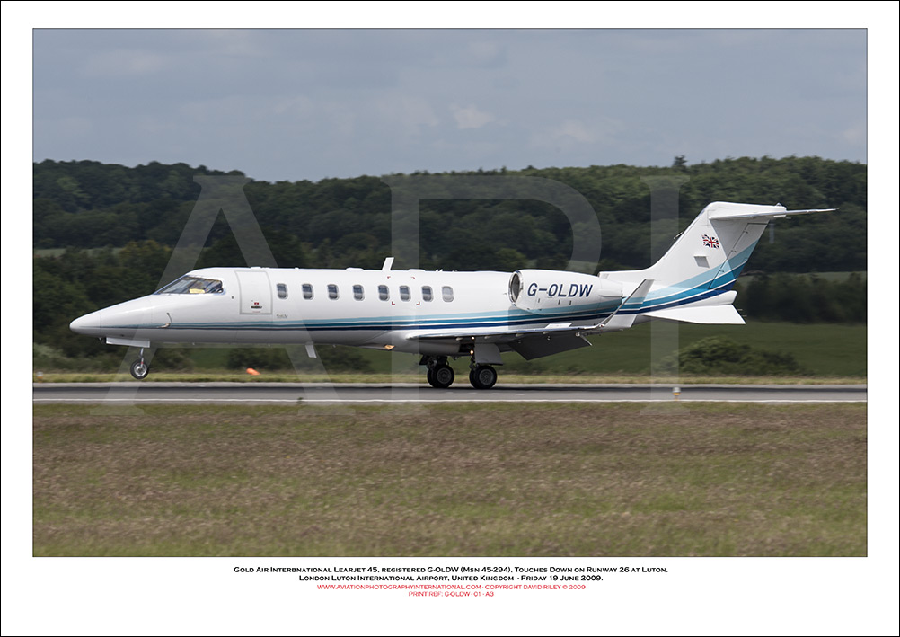 G-OLDW - Gold Air Interbnational Learjet 45  (Msn 45-294) - 01