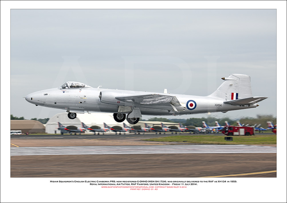G-OMHD- English Electric Canberra PR9 (Msn  SH.1724) - 01