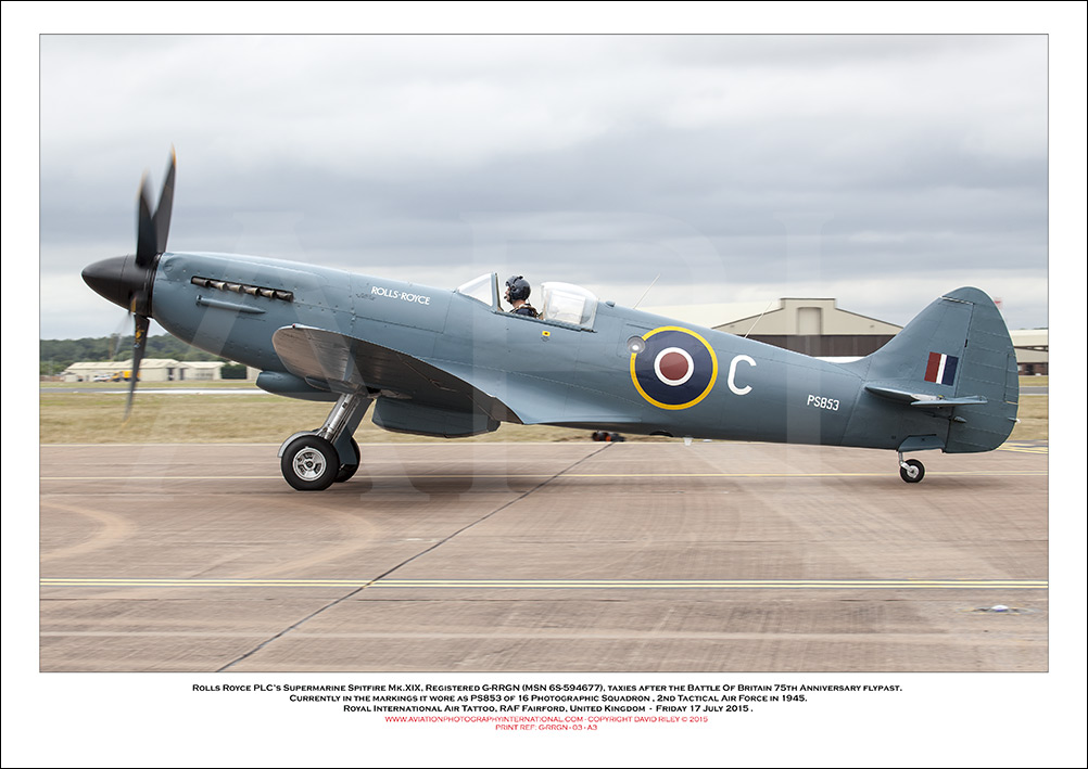 G-RRGN - Supermarine Spitfire Mk.XIX (Msn 6S-594677) - 03