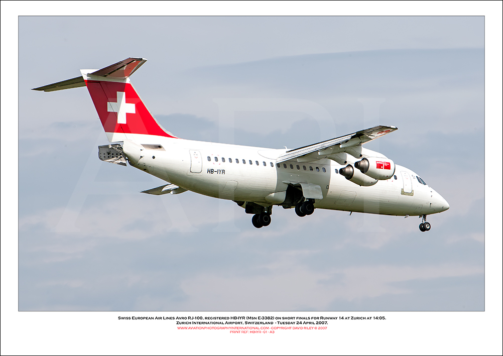 HB-IYR - Swiss European Air Lines Avro RJ100 (Msn E3382) - 01
