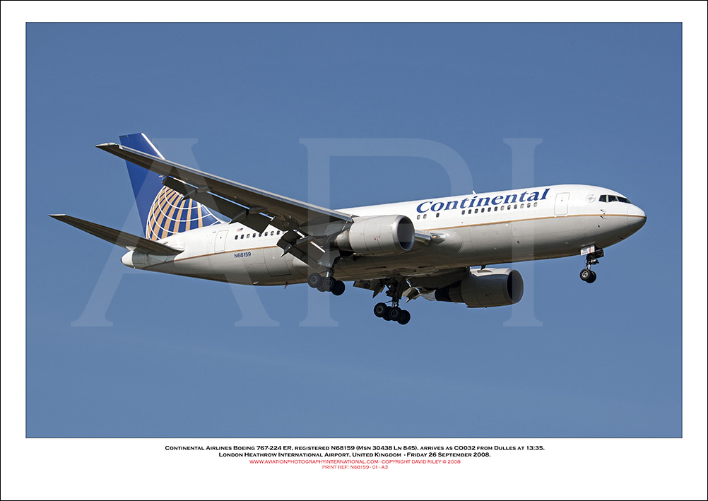 N68159 - Continental Airlines Boeing 767-224 ER (Msn 30438 Ln 845) - 01