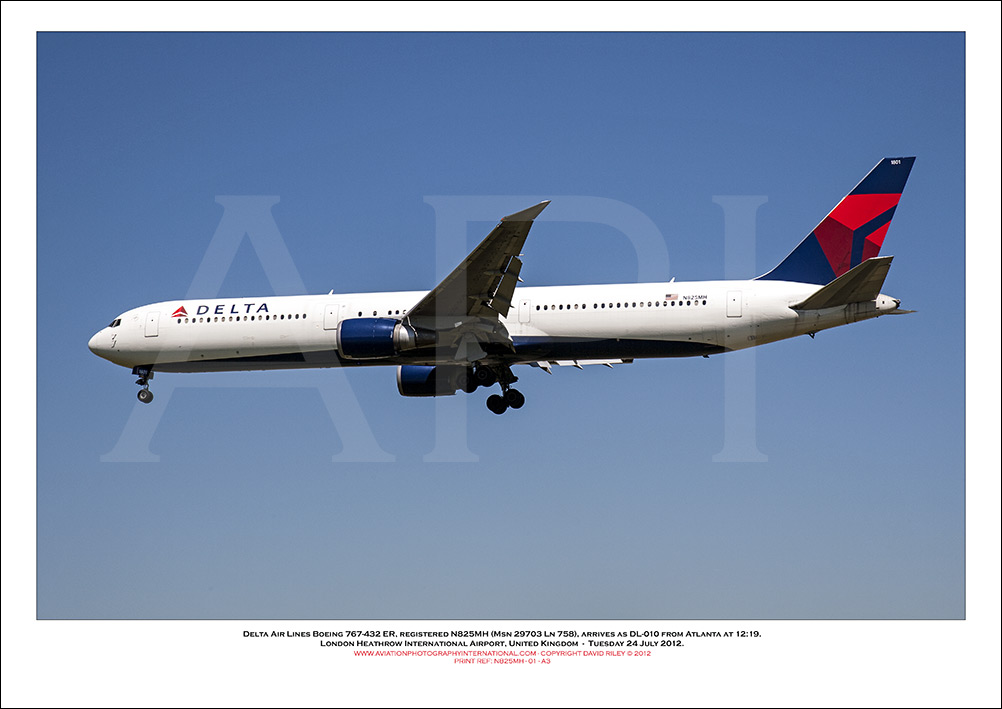 N825MH - Delta Air Lines Boeing 767-432 ER  (Msn 29703 Ln 758) - 01