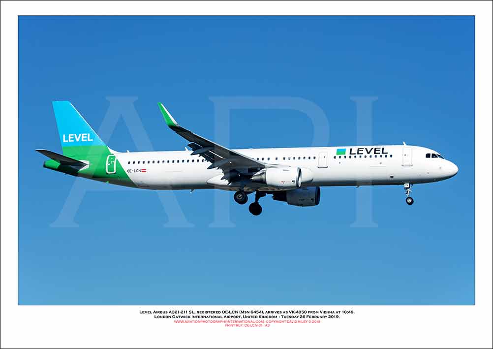 OE-LCN -  Level Airbus A321-211 SL (Msn 6454) - 01