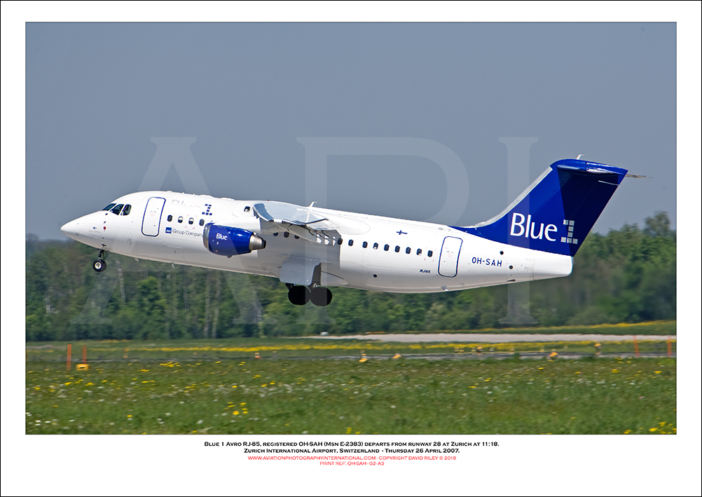 OH-SAH - Blue 1 Avro RJ-85 (Msn 2383) - 02