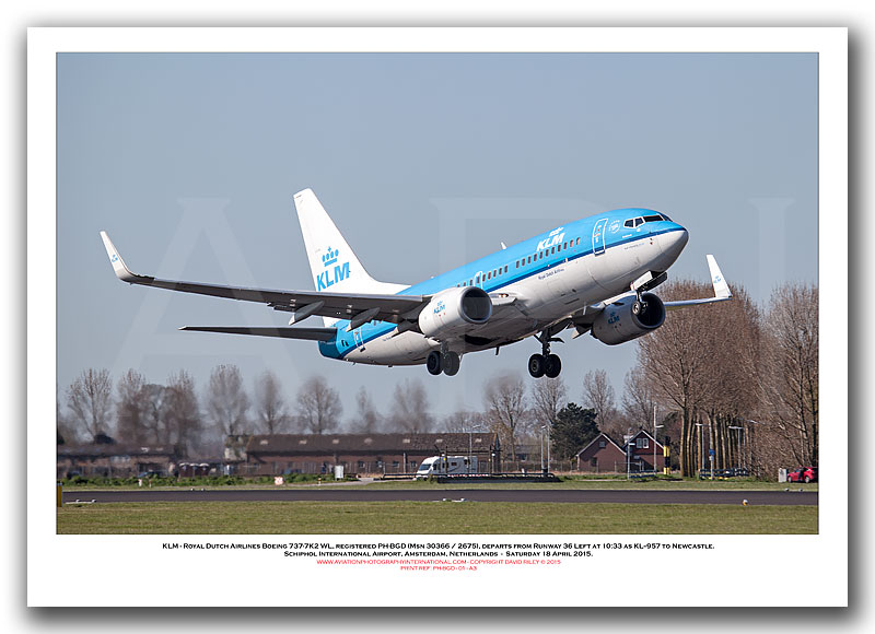PH-BGD -  KLM - Royal Dutch Airlines Boeing 737-7K2 WL (Msn 30366 Ln 2675) - 01