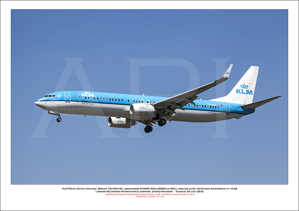 PH-BXP -  KLM - Royal Dutch Airlines Boeing 737-9K2 WL (Msn 29600 Ln 924) - 01