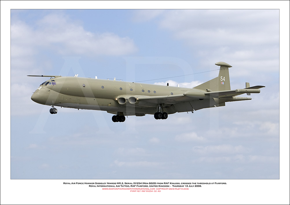 RAF-XV254 - Royal Air Force Hawker Siddeley Nimrod MR.2   (Msn 8029- 02