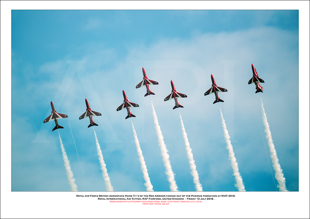 REDS -The Royal Air Force�s Red Arrows coming out of the Pheonix formation at RIAT 2018 - 08