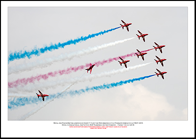 REDS -The Royal Air Force�s Red Arrows  in the Tornado formation at RIAT 2018 - 10
