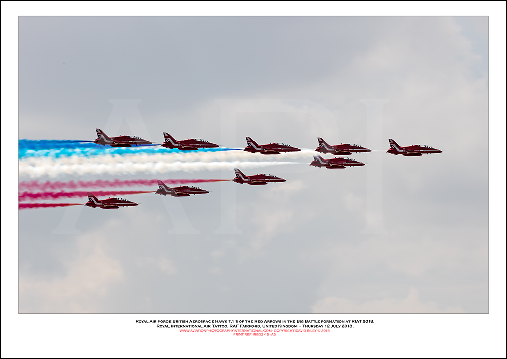 REDS -The Royal Air Force�s Red Arrows  in the Big Battle formation at RIAT 2018 - 15