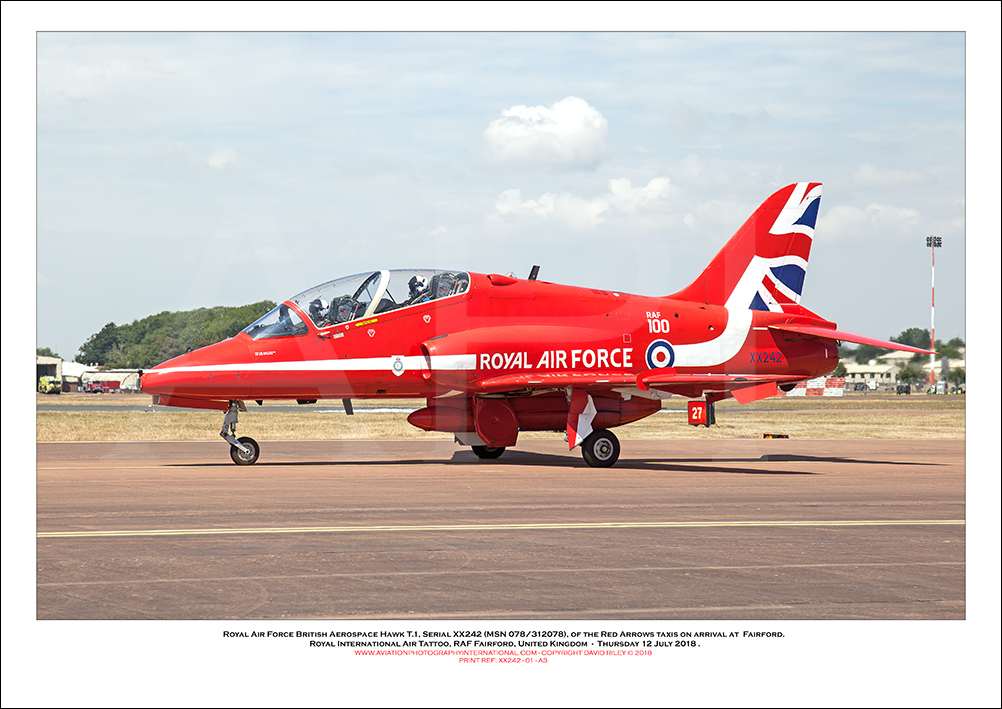 XX242 - Royal Air Force British Aerospace Hawk T.1 (Msn 078/312078) - 01